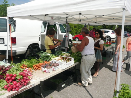 Woodbridge Village Farmers Market