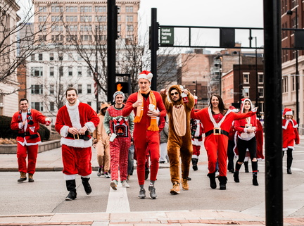 santa on street 31