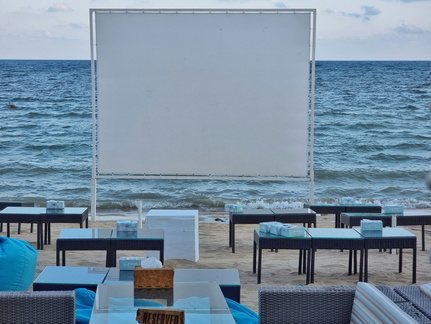 beach movie outdoor 31