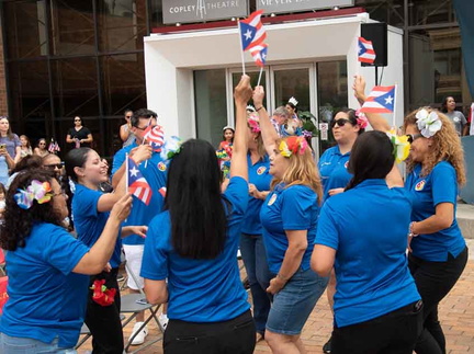 Viva La Isla Del Encanto Fest