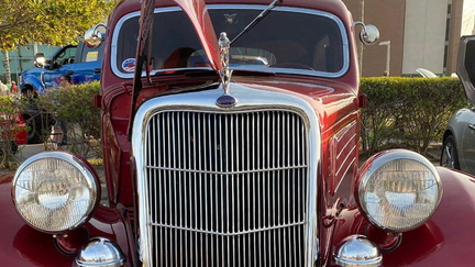 Elliott-Museum-Weekly-Car-Show-llasws.tmp_