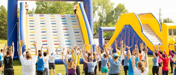 Mega Bounce Run - North Glenmore Park