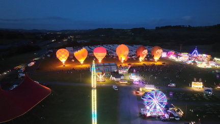 Balloons &amp; Tunes