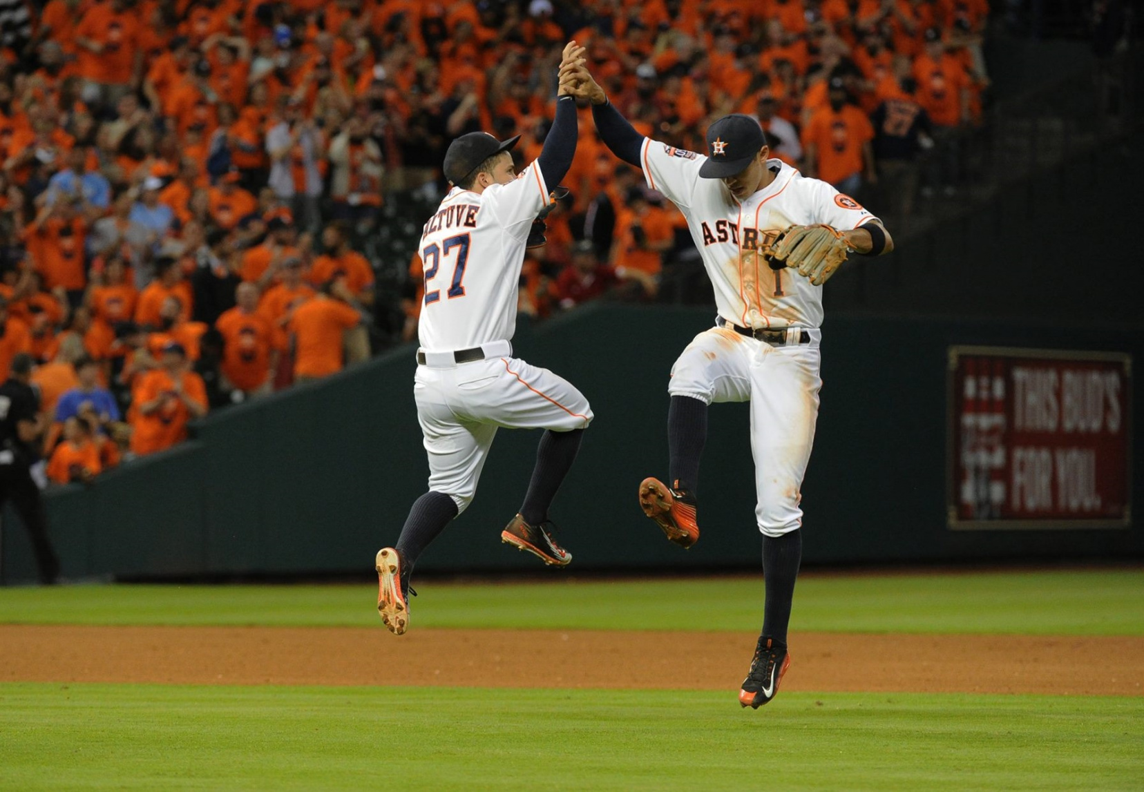 Download Houston Astros team in action on the field