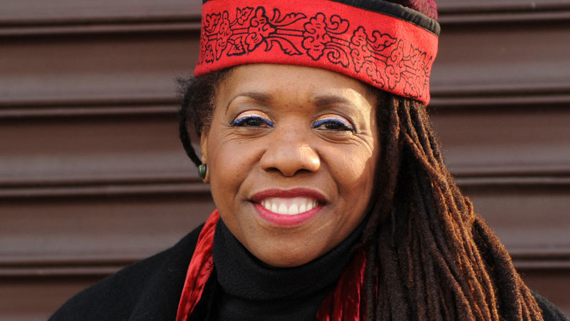 catherine-russell-6c032cc8ca5d823a078b95e6e72d1490d662b278-s800-c85.jpg